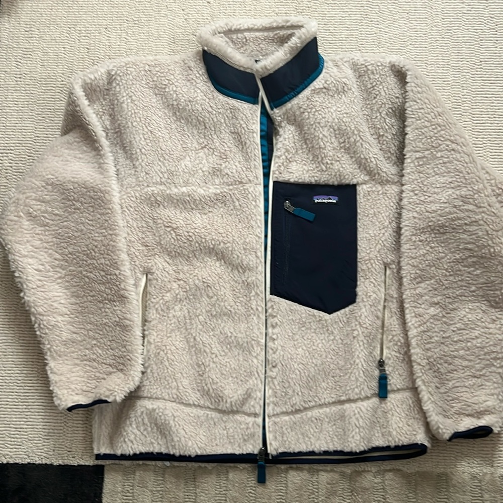 *SOLD* NWT men’s Patagonia retro x jacket size L